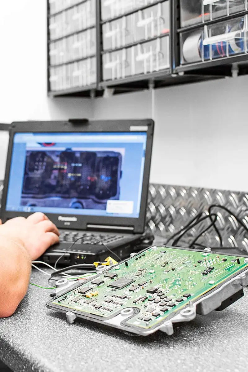 Chiptuning pakalpojumi - stage 1, 2 un 3. Dzinēja čipošana, jaudas palielināšana