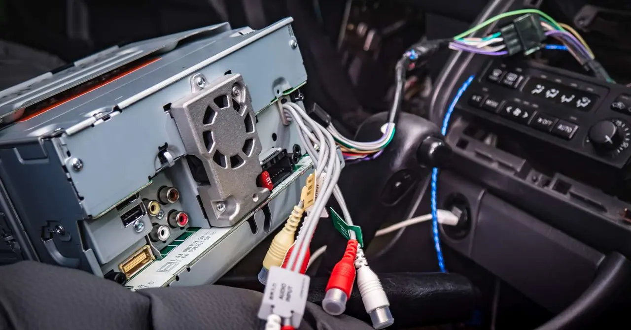 Auto eletriķa pakalpojumi, strāva, akumalatori - elektro sistēmas.
